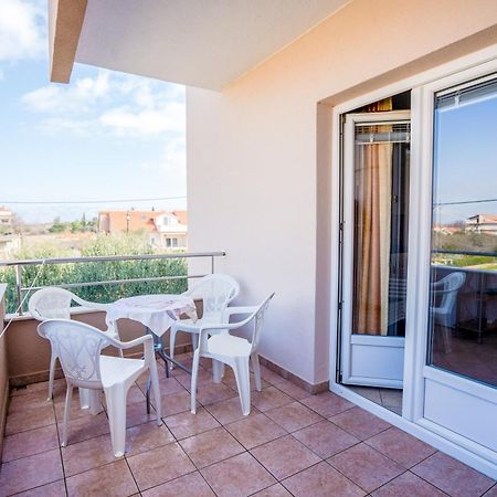 Apartments Valentin بريفلاكا المظهر الخارجي الصورة