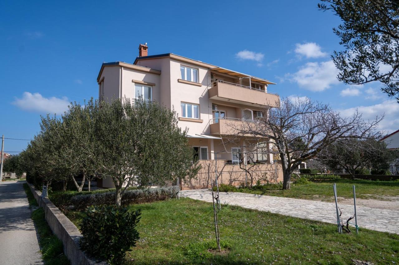 Apartments Valentin بريفلاكا المظهر الخارجي الصورة