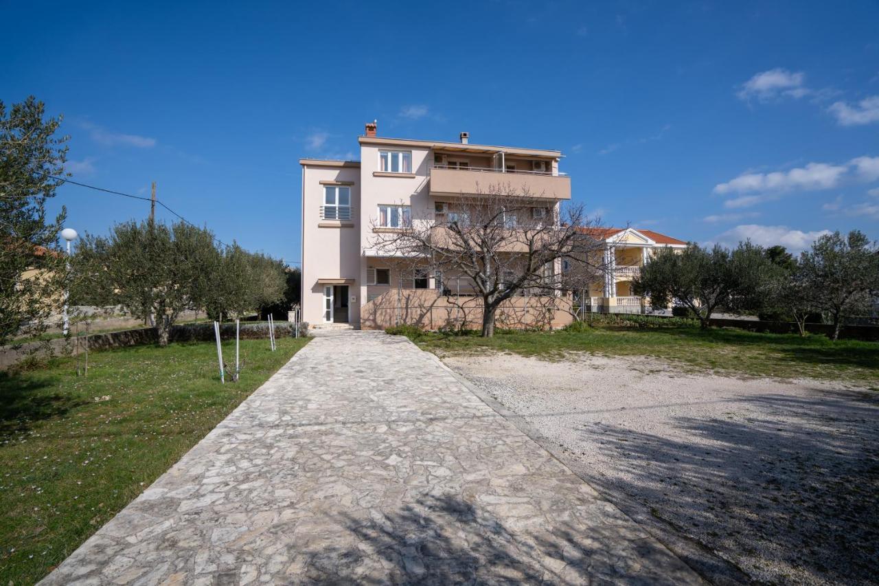 Apartments Valentin بريفلاكا المظهر الخارجي الصورة
