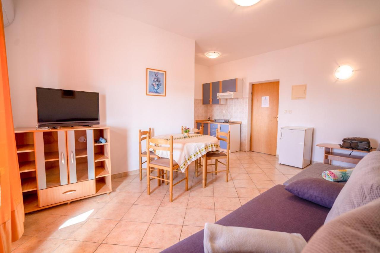 Apartments Valentin بريفلاكا المظهر الخارجي الصورة