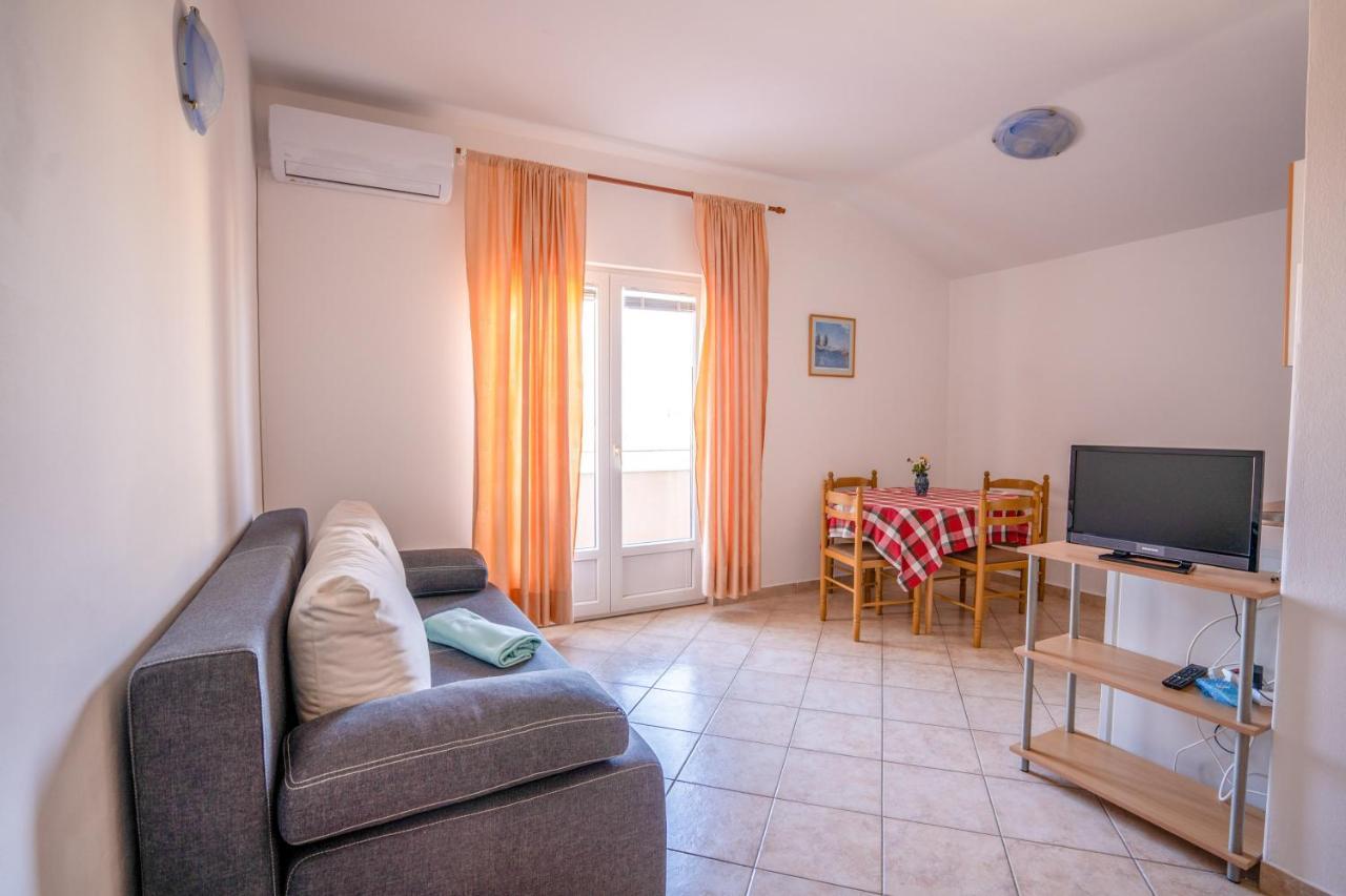 Apartments Valentin بريفلاكا المظهر الخارجي الصورة
