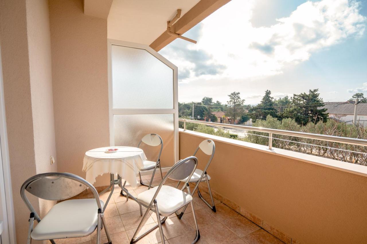 Apartments Valentin بريفلاكا المظهر الخارجي الصورة